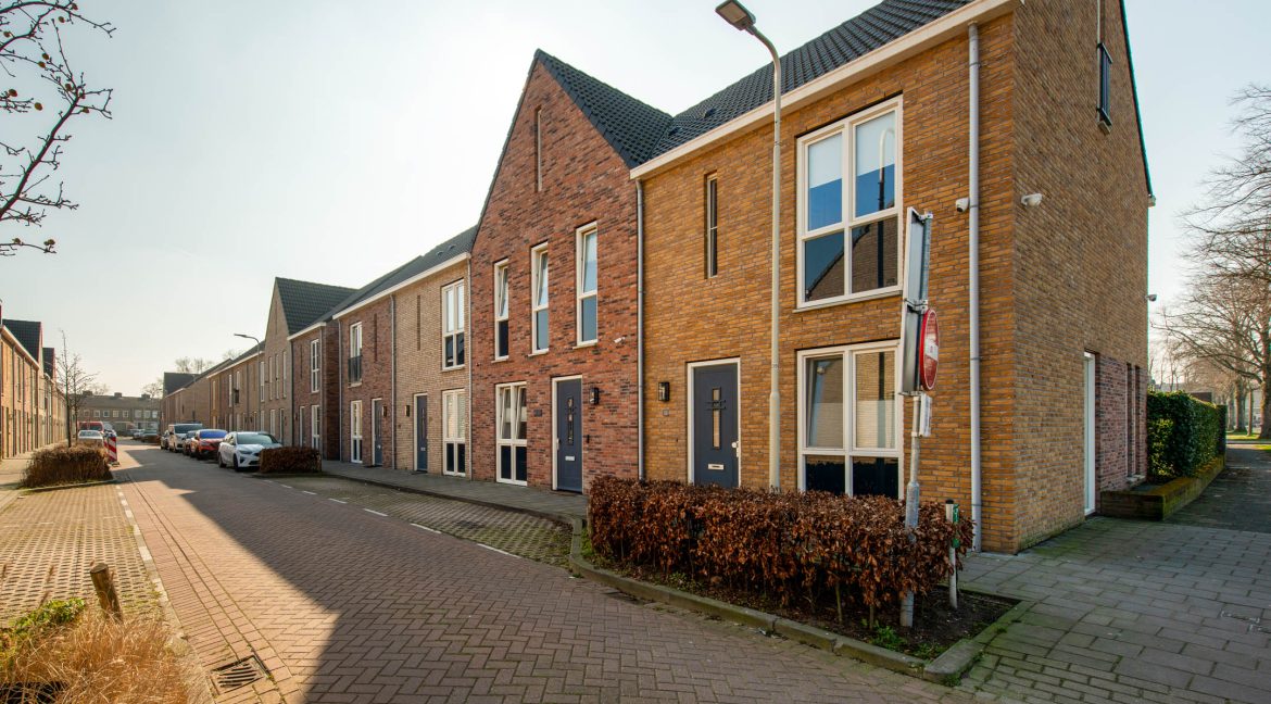 20250304 - Titus Brandsmastraat 31, 4703 HE- Roosendaal-Aygun Finance-37